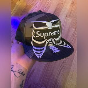 Supreme Camo Box Logo SS25 “Bones” New Era Fitted